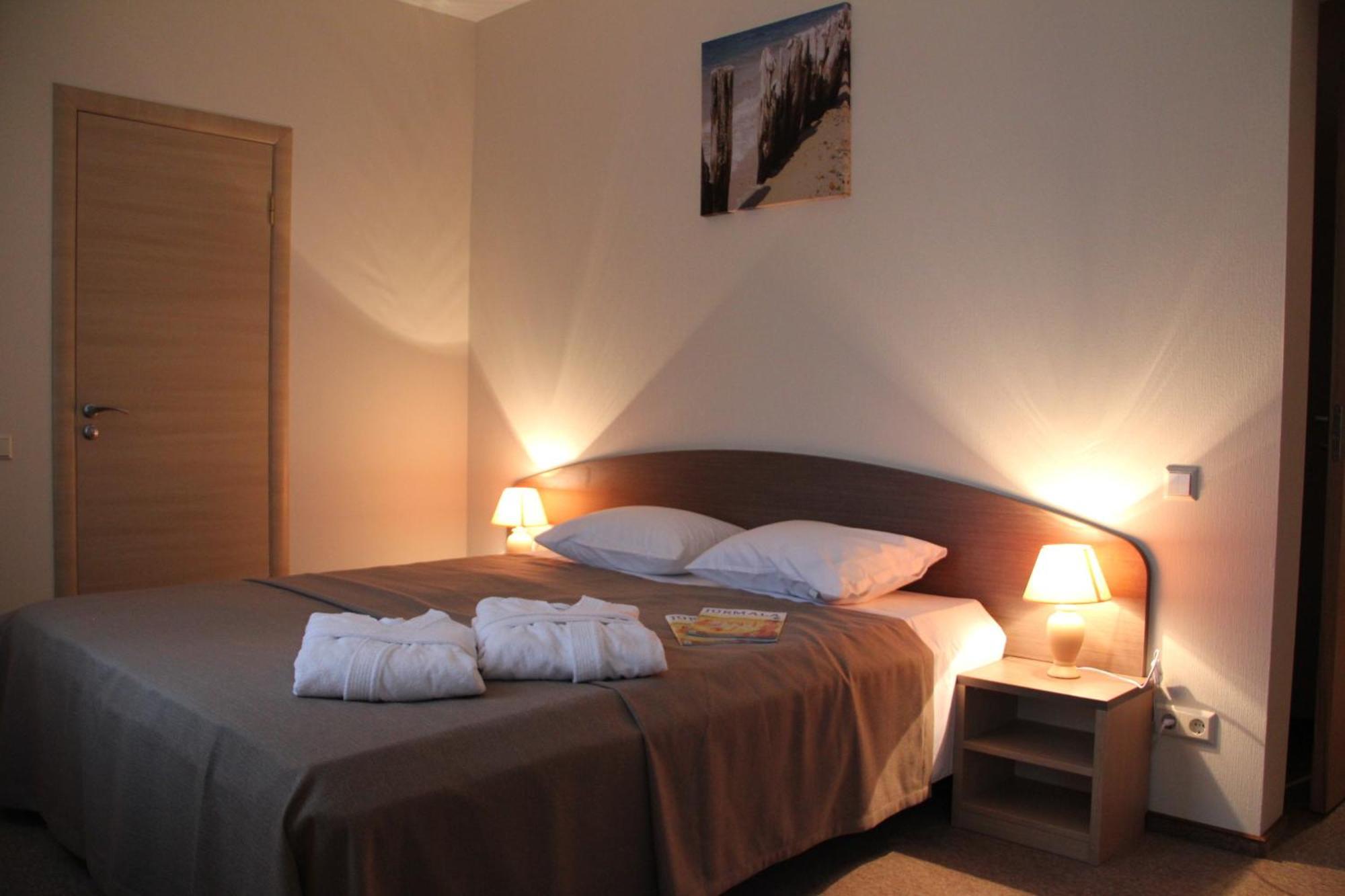 Dzintars Hotel Jūrkalne Dış mekan fotoğraf